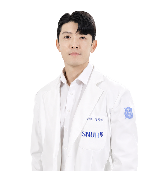 일산퍼스트 정형외과 의사 이미지